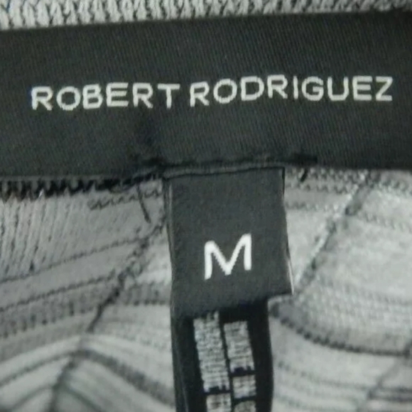 Robert Rodriguez Gray Windowpane Textured Sleeveless Sweater - Picture 4 of 4